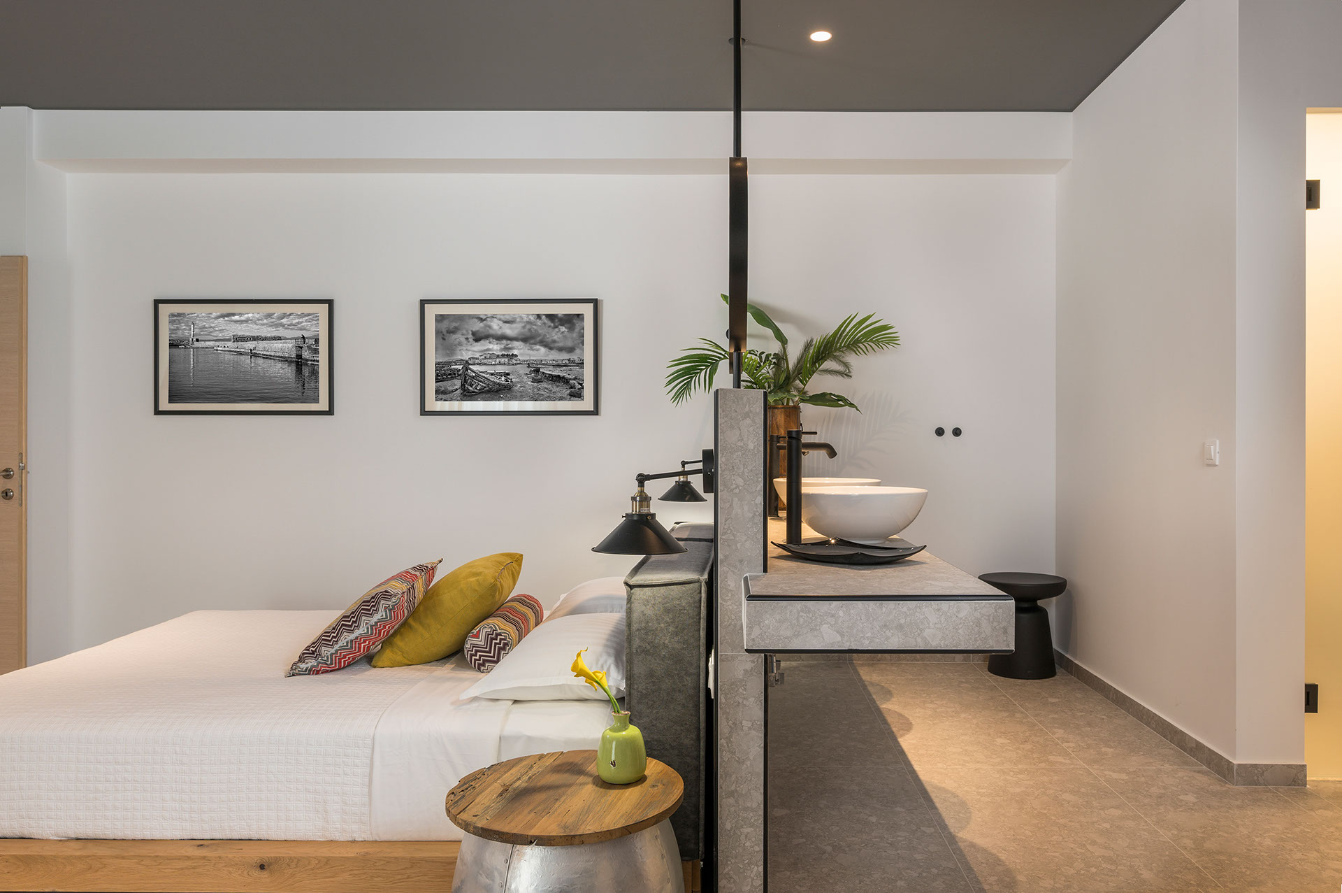 master-bedroom-floor-east-image