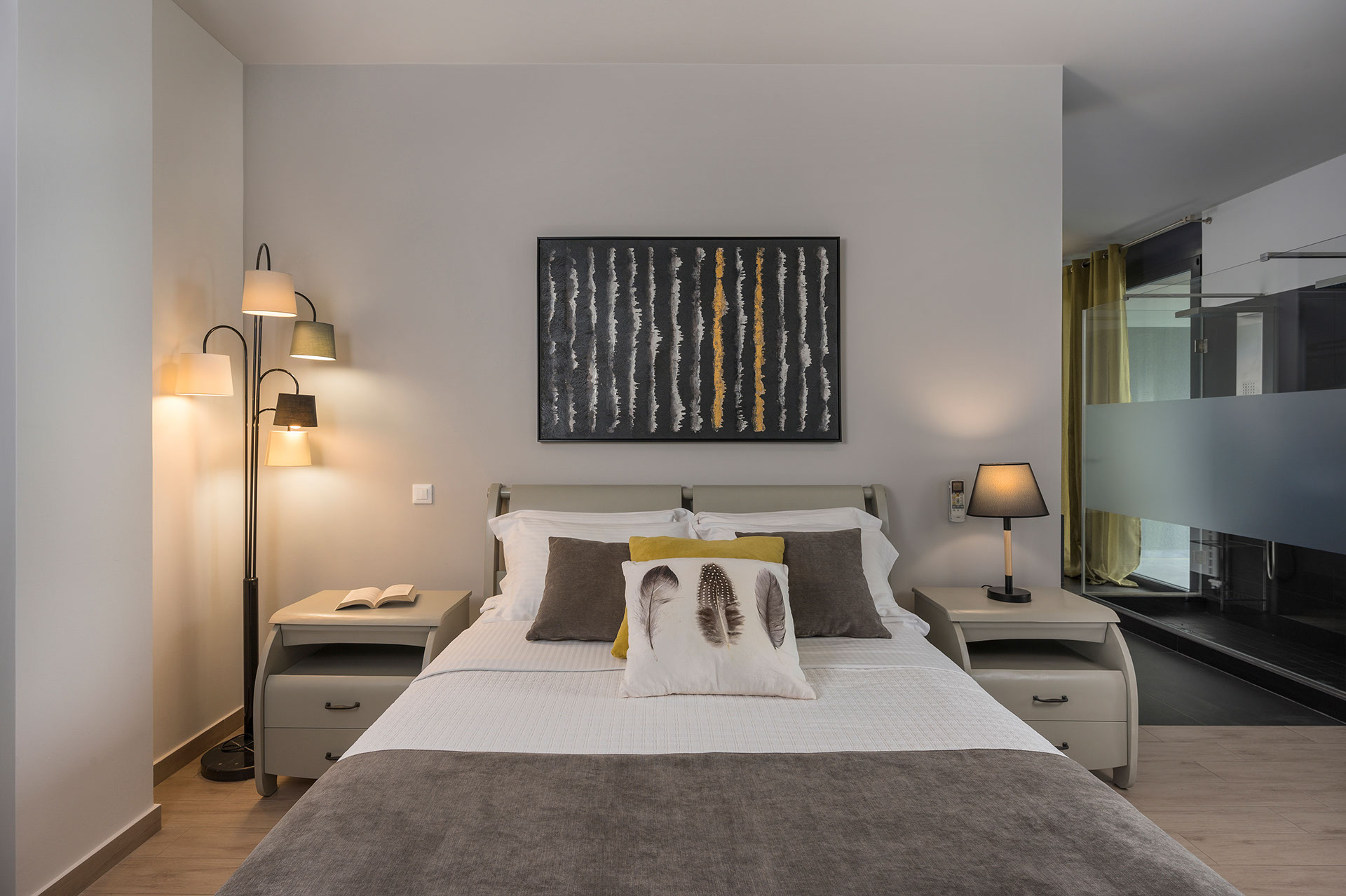 master-bedroom-upper-floor-image
