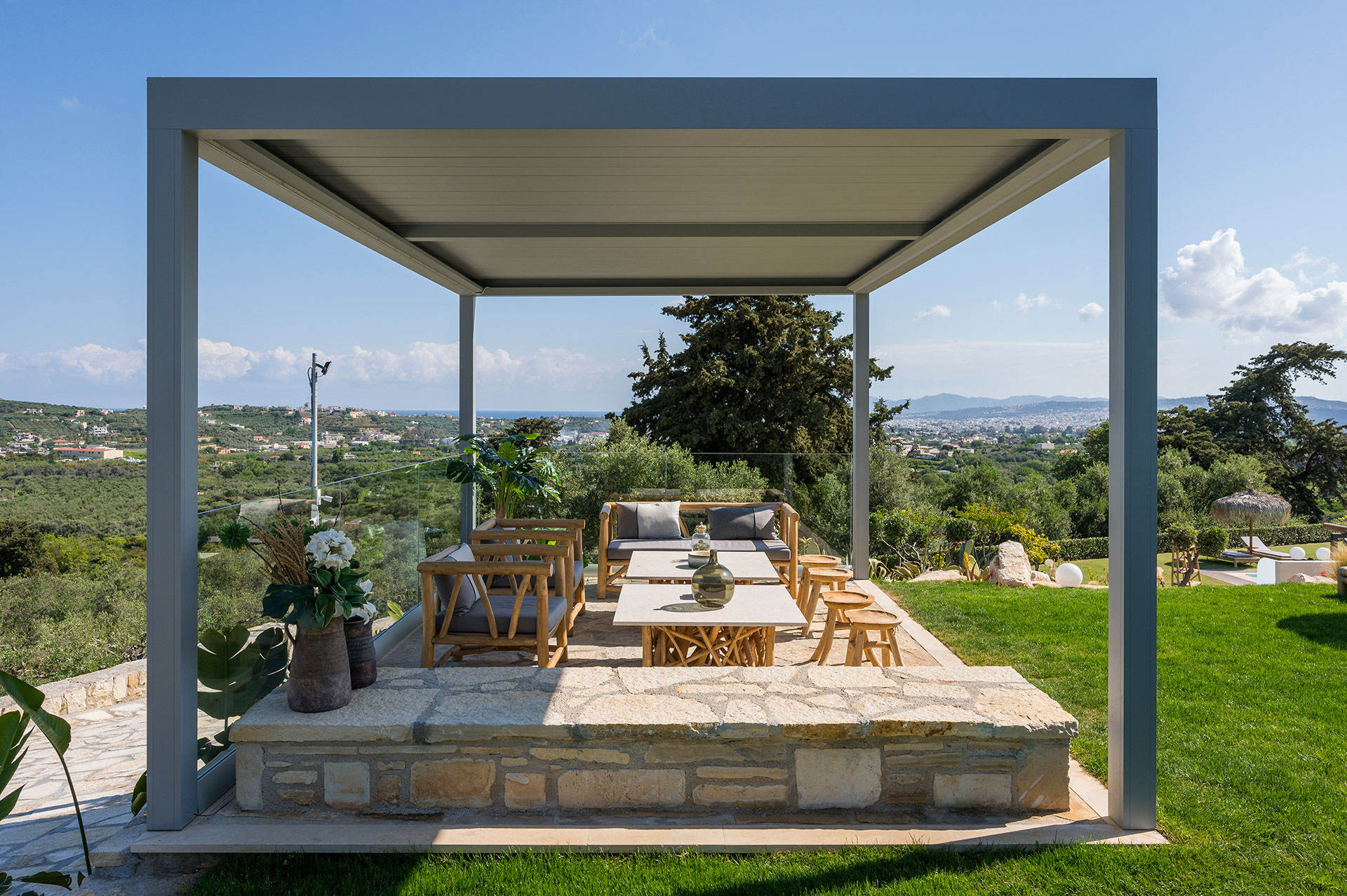 outdoor-pergola-image