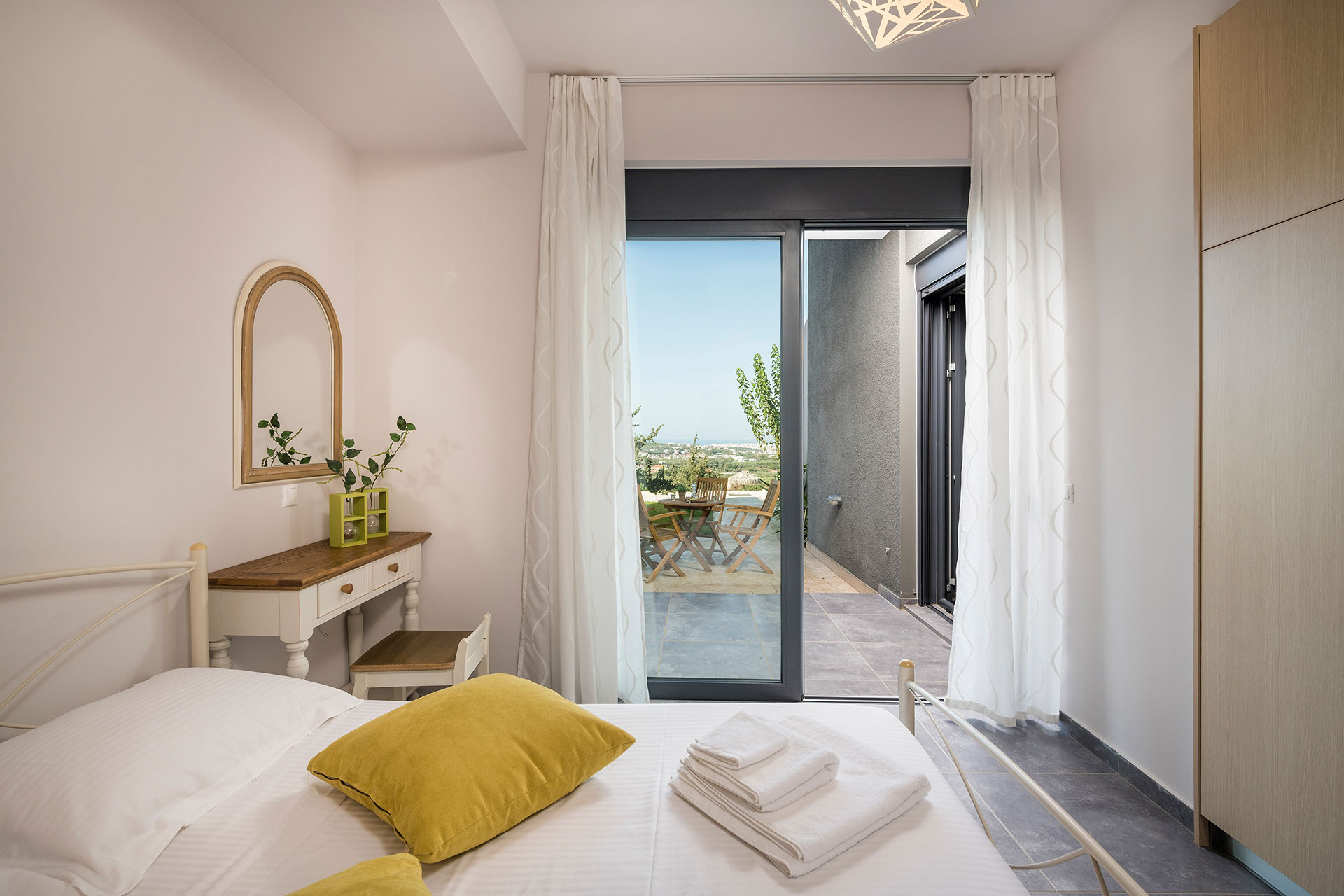 bedrooms-image